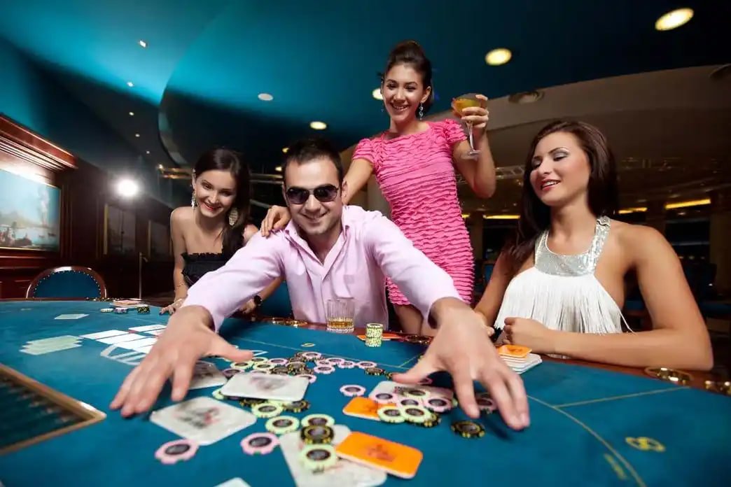 Responsible gaming reminder graphic for cv222 pdf adults only use
